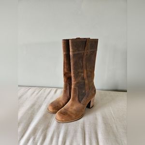 Women's Waterproof Timberland Boots Size 9